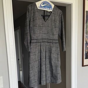 Banana Republic Black and Gray Long Sleeve Dress